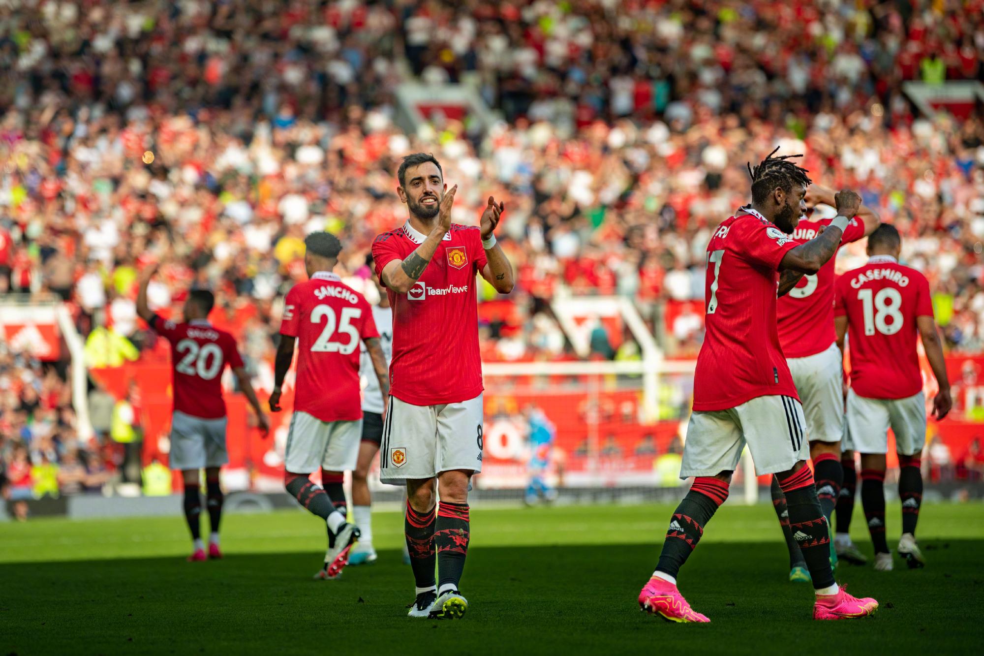 捧起奖杯不 捧起奖杯不