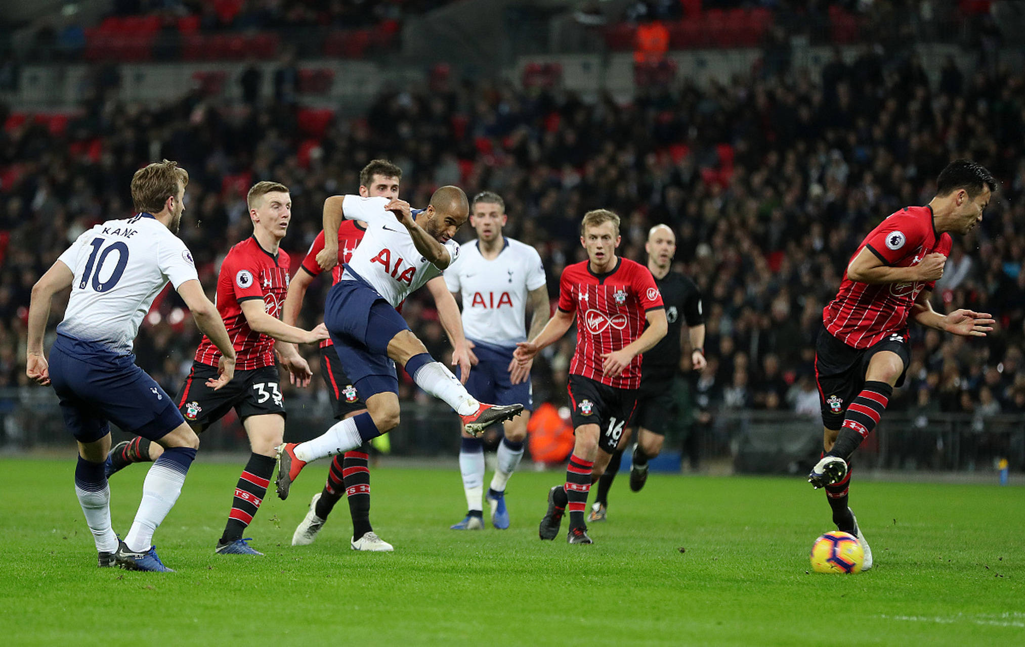 在该赛季初 在该赛季初