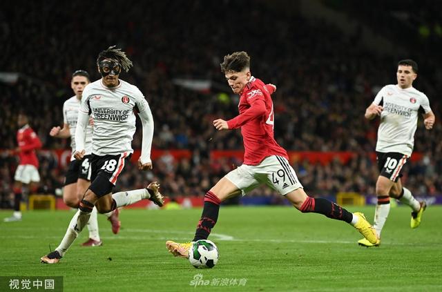 追逐奖杯的 追逐奖杯的